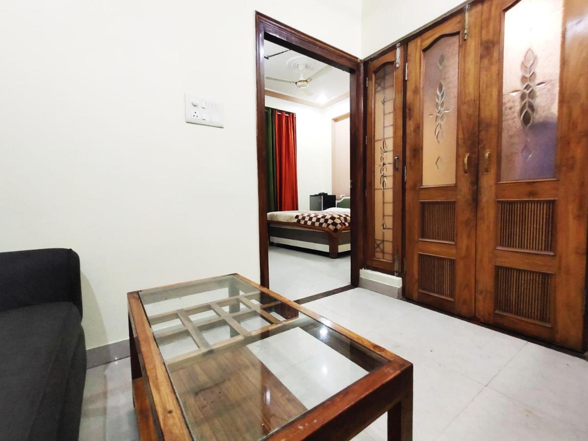 Hotel Aman Palace Prayagraj Esterno foto